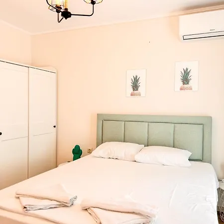 Venera & Anastasia Palace * Σάνι Μπιτς