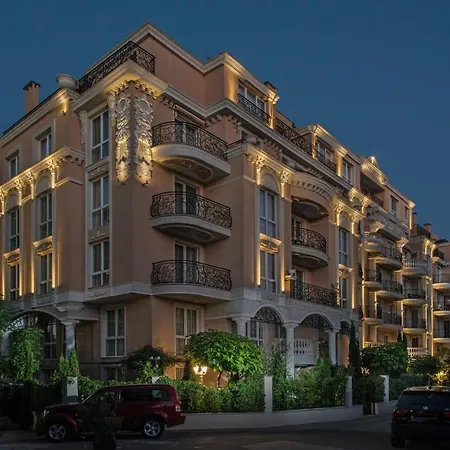 Апартаменты Venera & Anastasia Palace *