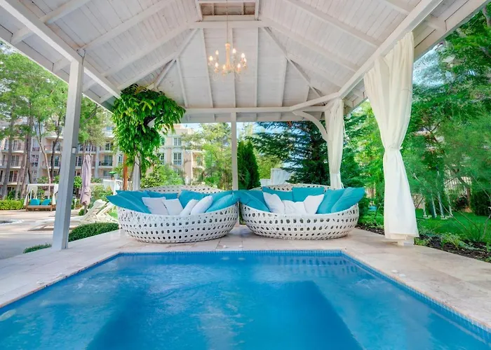 Апартамент Venera & Anastasia Palace