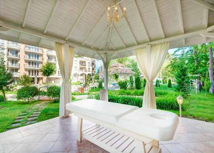 Апартамент Venera & Anastasia Palace *