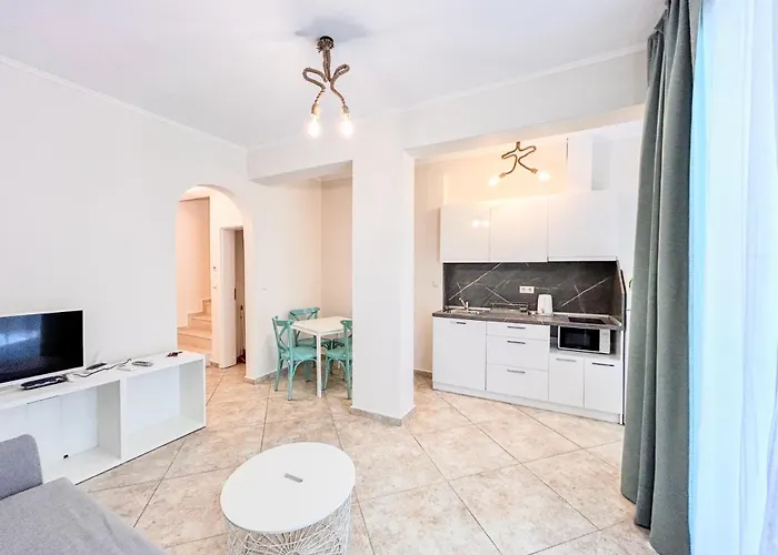 Апартамент Venera & Anastasia Palace *