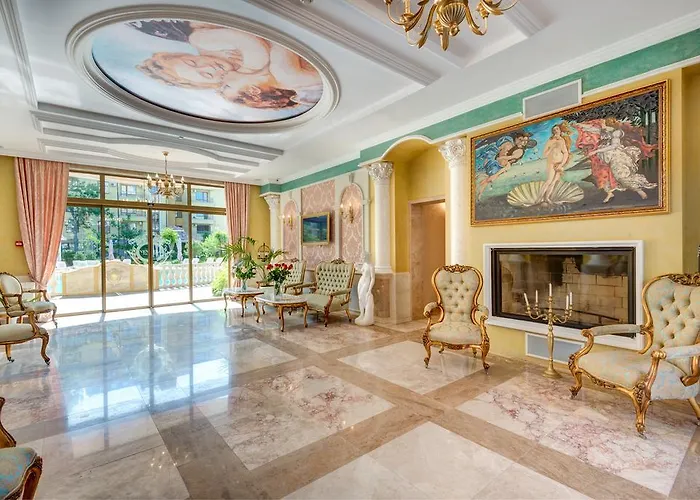 Venera & Anastasia Palace Апартамент