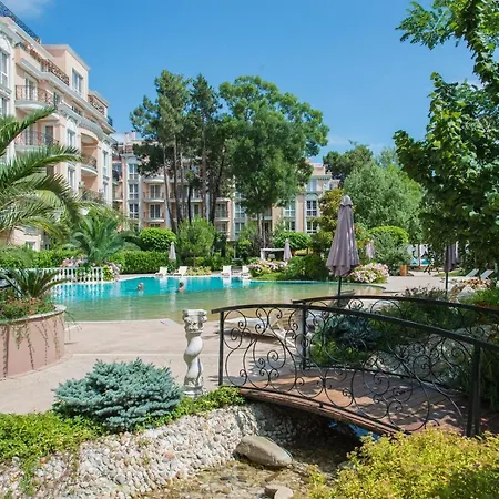 아파트 Venera & Anastasia Palace