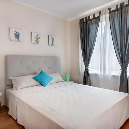 Appartamento Venera & Anastasia Palace