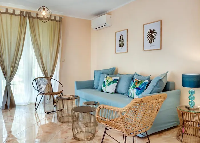 Venera & Anastasia Palace * Slantchev Briag