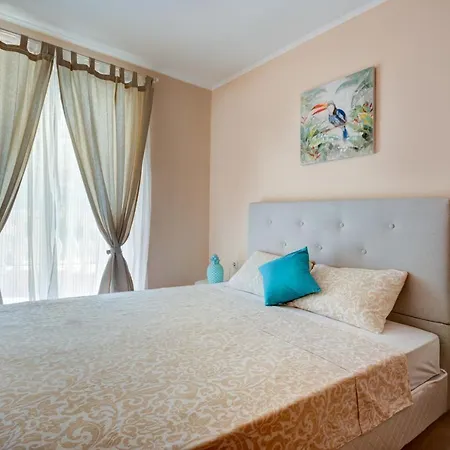 Venera & Anastasia Palace Apartament